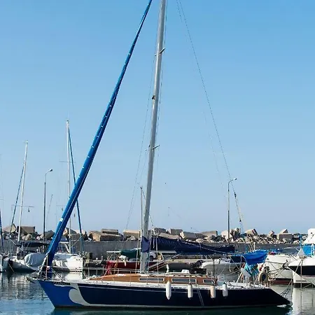 Hotel en barco Ellinas Yacht Kalamata