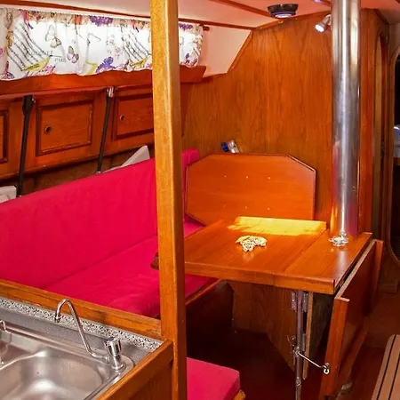 Hotel en barco Ellinas Yacht